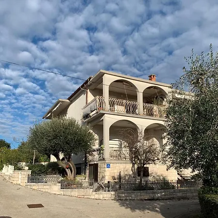 Apartament Seafront Jadri *